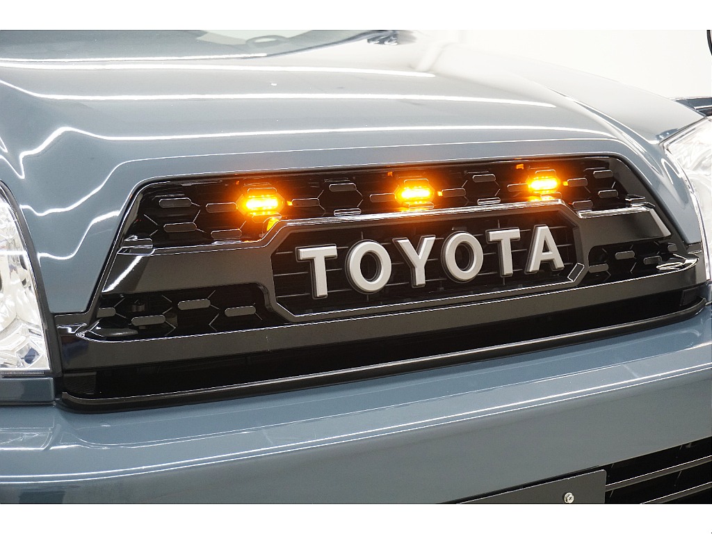 新品TOYOTA文字グリル☆新品グリルマーカー☆