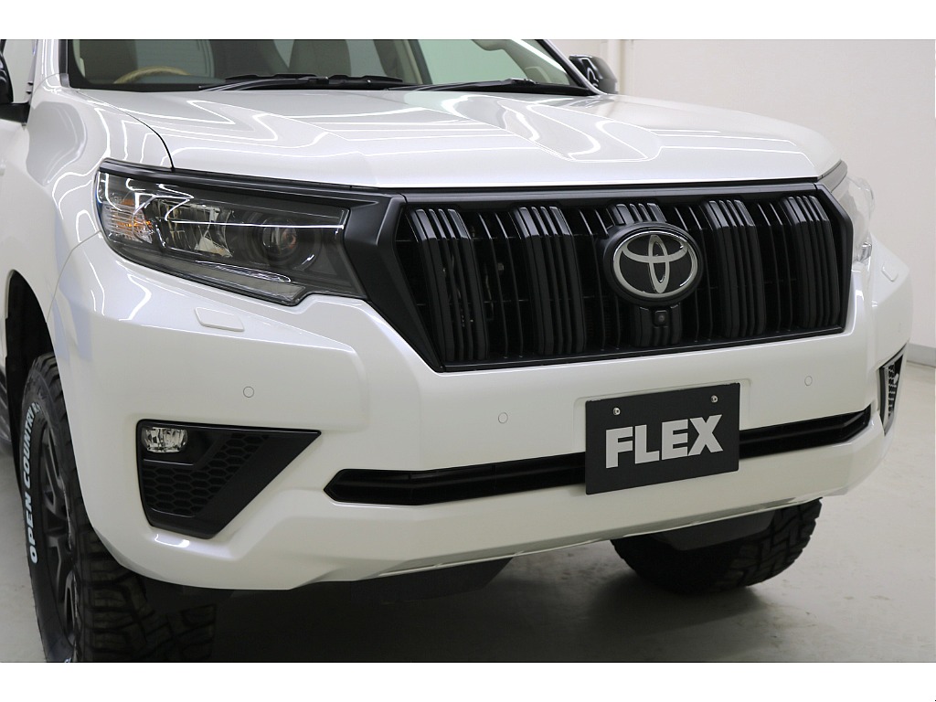 特別仕様車Matt Black Edition☆ワンオーナー☆ホワイトパールクリスタルシャイン☆新品２インチリフトＵＰ☆専用ＬＥＤヘッドライト☆