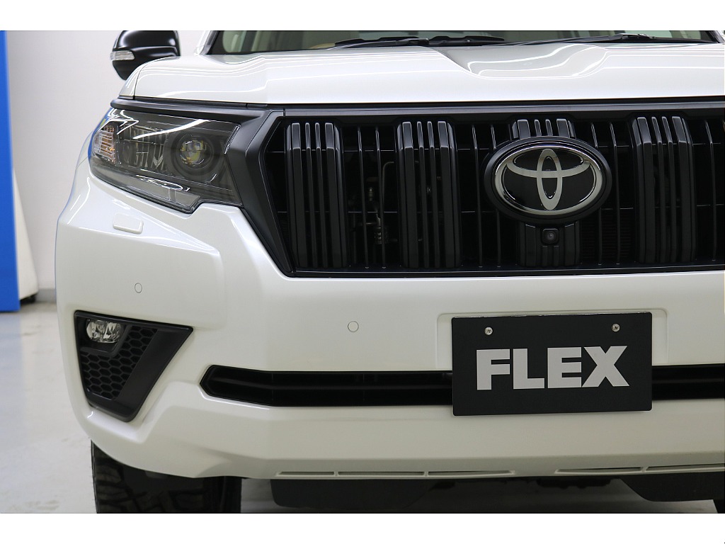 特別仕様車Matt Black Edition☆ワンオーナー☆ホワイトパールクリスタルシャイン☆新品２インチリフトＵＰ☆専用ＬＥＤヘッドライト☆