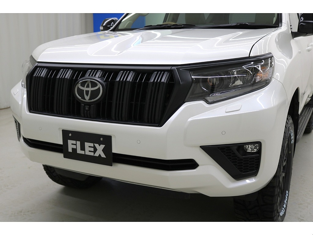 特別仕様車Matt Black Edition☆ワンオーナー☆ホワイトパールクリスタルシャイン☆新品２インチリフトＵＰ☆専用ＬＥＤヘッドライト☆