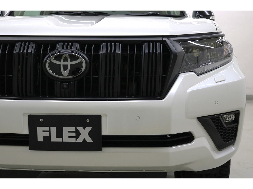 特別仕様車Matt Black Edition☆ワンオーナー☆ホワイトパールクリスタルシャイン☆新品２インチリフトＵＰ☆専用ＬＥＤヘッドライト☆