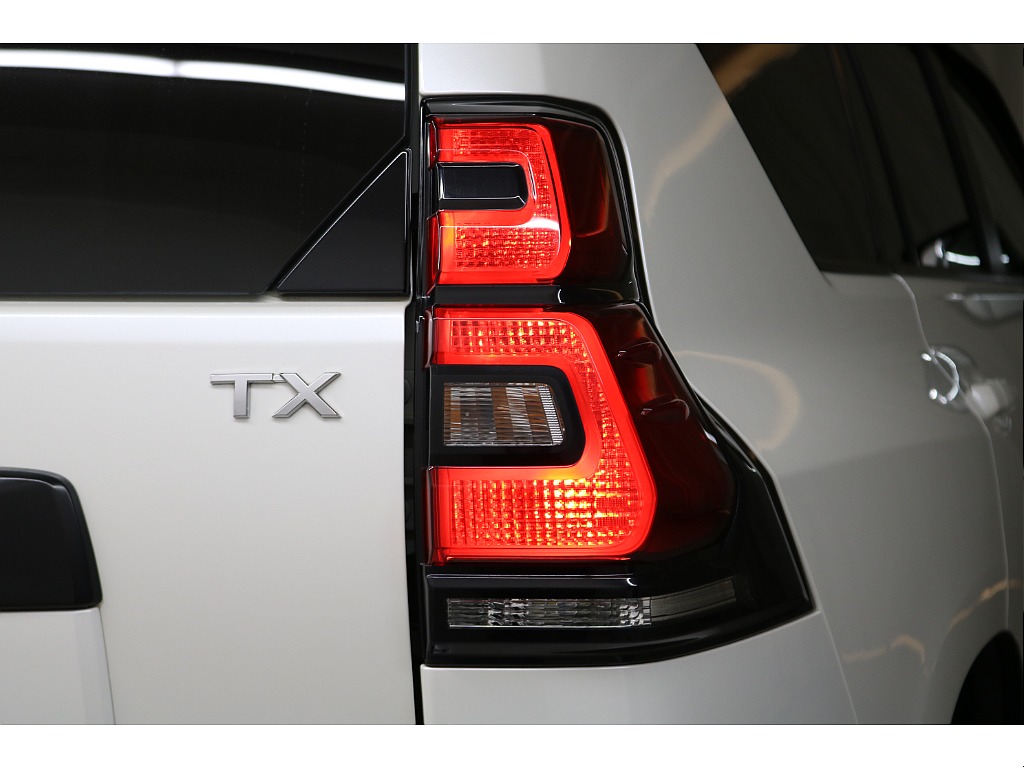 純正テールランプ☆