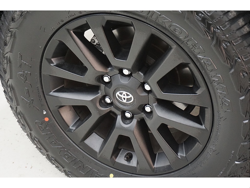 新品ＹＯＫＯＨＡＭＡジオランダーＸ－ＡＴタイヤ×マッドブラックエディション１８インチアルミホイール☆