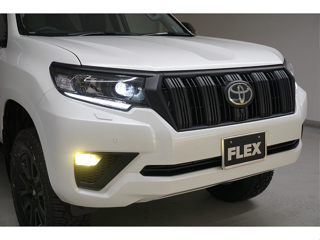 ワンオーナー☆特別仕様車Matt Black Edition☆新品２インチリフトＵＰ☆マッドブラックエディションＬＥＤヘッドランプ☆フロントグリル☆フォグランプベゼル☆