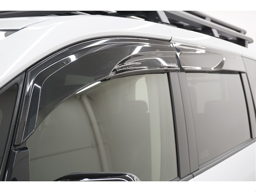 COLT SPEED製エアロサイドバイザー☆