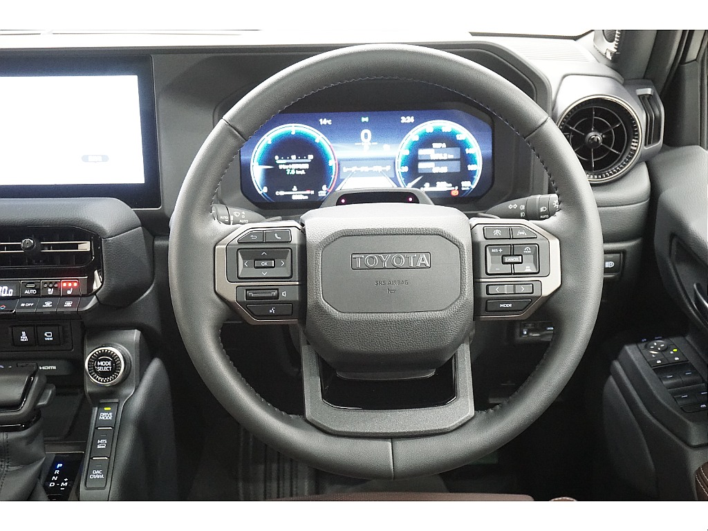 本革巻き３本スポークステアリング☆ステアリングヒーター付き☆