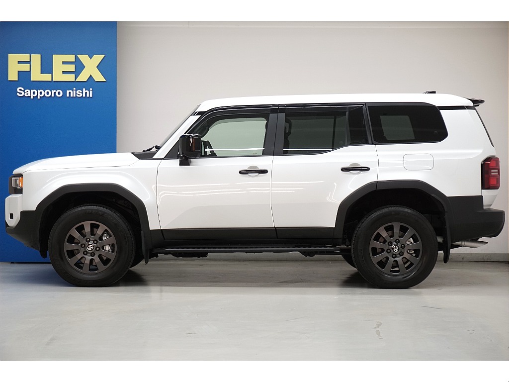 ＺＸハンズフリーパワーバックドア☆電動リヤデフロック☆チルト＆スライド電動ムーンルーフ☆１２．３インチディスプレイオーディオ☆パノラミックビューモニター☆ビルトインＥＴＣ２．０ユニット☆