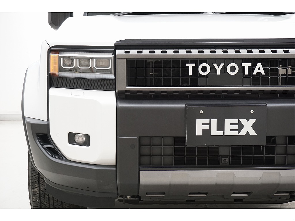 ワンオーナー☆最上級グレードＺＸ☆ディーゼルターボ☆プラチナホワイトパール☆ＺＸプロジェクター式３眼ＬＥＤヘッドランプ☆ＬＥＤデイタイムランニングランプ☆