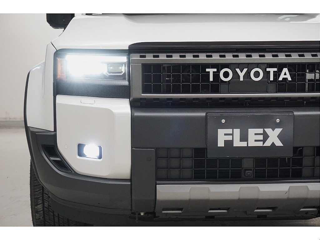 ワンオーナー☆最上級グレードＺＸ☆ディーゼルターボ☆プラチナホワイトパール☆ＺＸプロジェクター式３眼ＬＥＤヘッドランプ☆ＬＥＤデイタイムランニングランプ☆