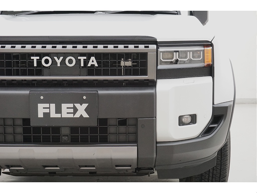 ワンオーナー☆最上級グレードＺＸ☆ディーゼルターボ☆プラチナホワイトパール☆ＺＸプロジェクター式３眼ＬＥＤヘッドランプ☆ＬＥＤデイタイムランニングランプ☆