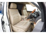 運転席／助手席共に綺麗な状態が保たれております♪本革パワーシート☆運転席シートメモリー機能付き♪