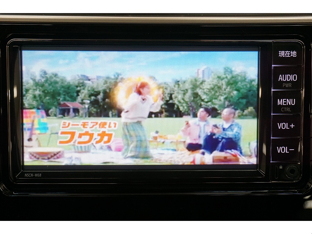 トヨタ純正ＳＤナビ（フルセグ、Bluetooth対応）☆バックカメラ☆