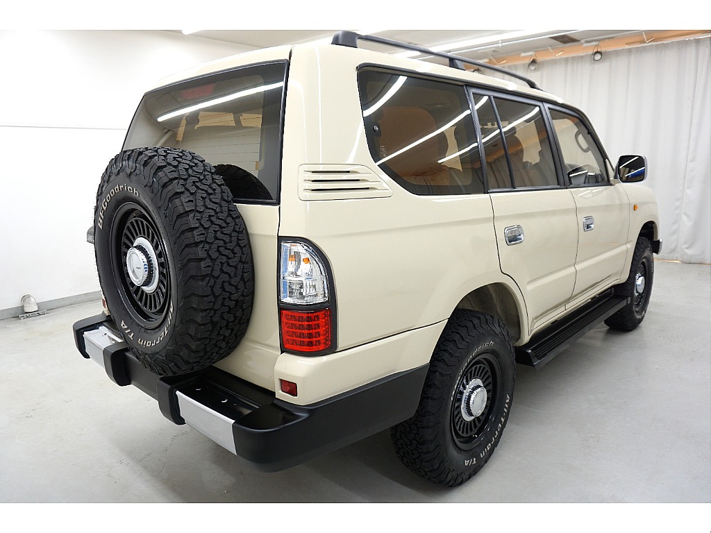 ーＲｅｎｏｃａーリノカ☆アメリカンクラシック☆買取特選車☆オリジナル丸目換装☆メッキバンパー☆オリジナルリヤバンパー換装☆新品クリスタルサイドマーカー☆メッキアウタードアハンドル☆