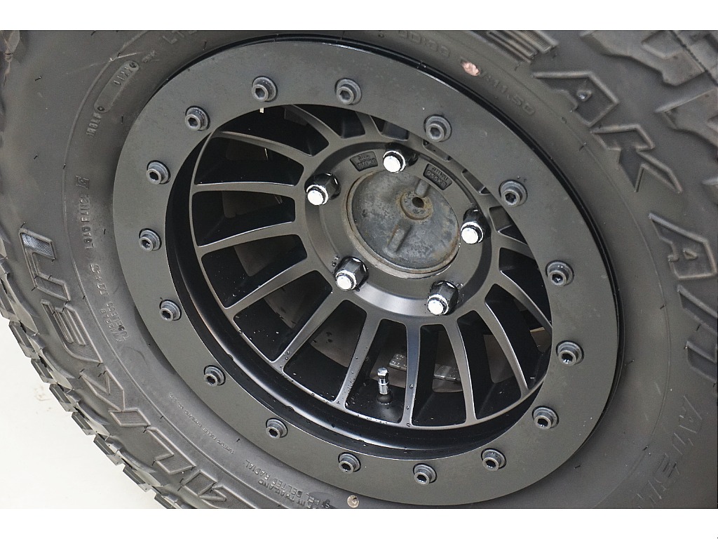 ＦＡＬＫＥＮ　ＷＩＬＤＰＥＡＫ　Ａ／Ｔタイヤ×ソリッドレーシング　タービンＺ１ホイール☆