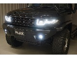 買取特選車☆ルーフ同色☆ルーフボディ同色ペイント☆各所ブラックアウト☆リフトＵＰ☆社外フロントバンパー☆社外フロントグリル☆プロジェクターヘッドライト☆ＬＥＤサイドマーカー☆トレイルサイドステップ☆