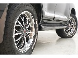 MONSTA TERRAIN GRIPPERタイヤ×LMG VASTIA２０インチＡＷ☆