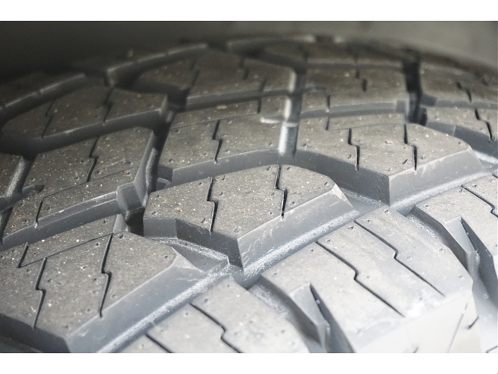 新品MONSTA TERRAIN GRIPPER A/Tタイヤ×モデリスタINLiNES２０インチＡＷ☆