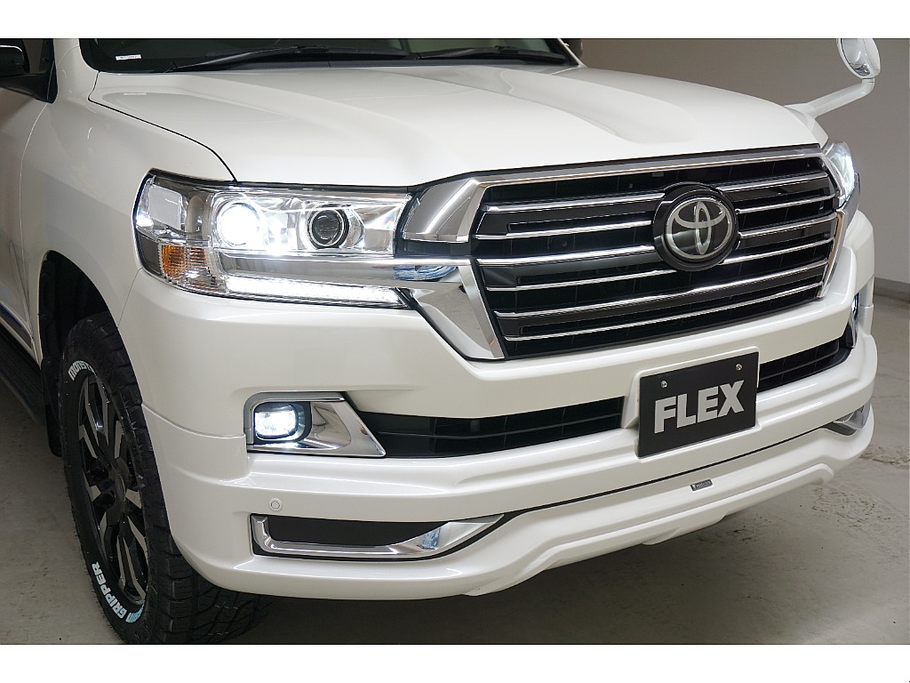 ワンオーナー☆後期型☆ホワイトパールクリスタルシャイン☆モデリスタフロントスポイラー☆モデリスタリヤスカート☆モデリスタスポーツマフラー☆モデリスタ２０インチＡＷ☆新品２インチリフトＵＰ☆