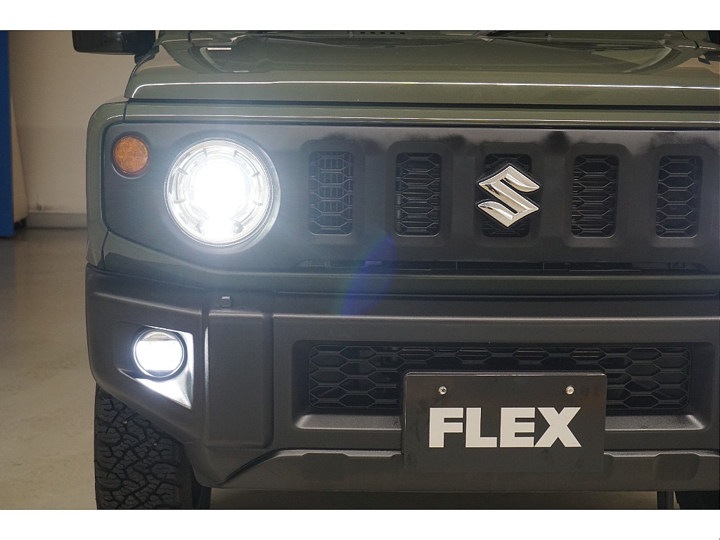 買取特選車☆５速マニュアル☆ＸＣグレード☆ジャングルグリーン☆ＸＣ標準装備ＬＥＤヘッドランプ☆ＸＣ標準装備フォグランプ☆純正オプションサイドアンダーガーニッシュ☆純正オプション前後デフカバー☆