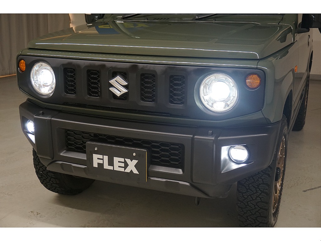 買取特選車☆５速マニュアル☆ＸＣグレード☆ジャングルグリーン☆ＸＣ標準装備ＬＥＤヘッドランプ☆ＸＣ標準装備フォグランプ☆純正オプションサイドアンダーガーニッシュ☆純正オプション前後デフカバー☆