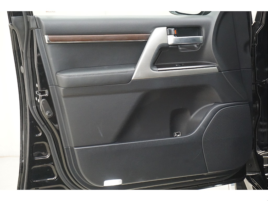 トヨタ&nbsp;ランドクルーザー200&nbsp;4.6ZX 4WD&nbsp;&nbsp;北海道の詳細画像&nbsp;その15