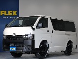 新車ハイエースＶ２８００ディーゼル４ＷＤ、ＤＸロングブラックエディション完成！！人気のアゲ系カスタム済みリアクーラーリアヒーター装備！デジタルインナーミラー、寒冷地仕様！フレックスパーツ多数装備！！