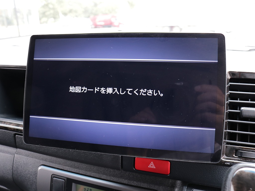 ２９年式ハイエースＶダークプライム２７００ガソリン２ＷＤカスタム車両入庫！！ＭＲＴタイプⅡベットＫＩＴ床張り施工済み！！ヨコハマアドバンス１７インチアルミ新品ナスカータイヤ１７インチ社外パーツ多数装備