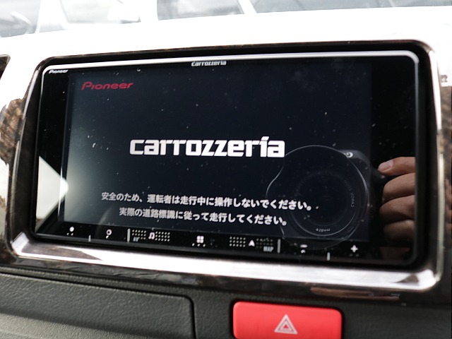 令和６年式ハイエースＶダークプライムⅡ２８００ディーゼルターボ両側パワースライド装備車両入庫！！新品オリジナル１７インチアルミＳＥＴ新品パイオニア７インチＳＤナビビルトインＥＴＣ２．０装備済み！！