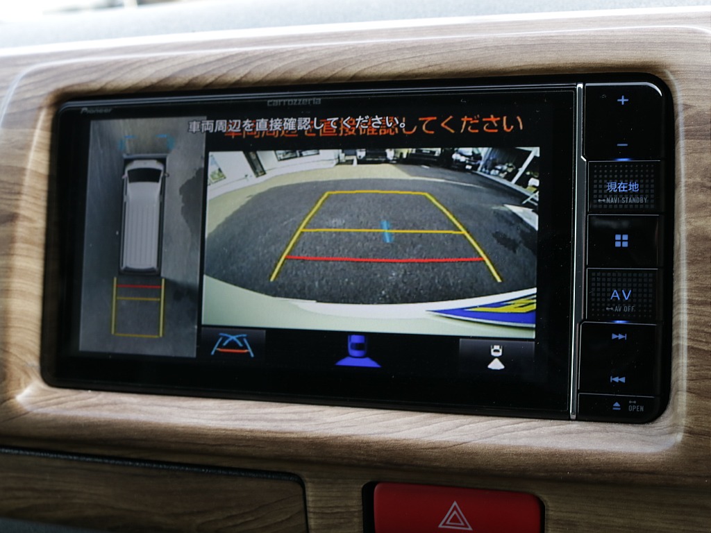 令和５年式ハイエースＶスーパーＧＬ２８００ディーゼル４ＷＤ希少カラー特設ライトイエローブラックエディション完成！新品ＴＲＤバンパー装備リア全面床張り施工済みオリジナルフリップアップベットＫＩＴ装備！！