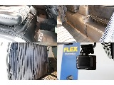エンジンルームカバー、間仕切りカーテン、コムテック製前後ドライブレコーダー装備！！