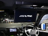 パナソニック７インチナビアルパインフリップダウンモニター装備！！