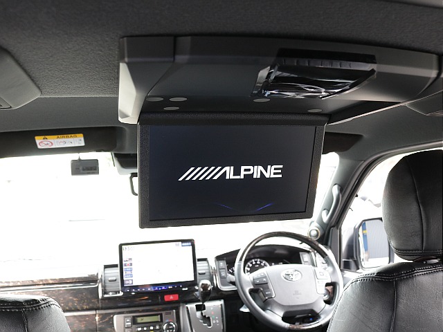 人気のアルパイン１１インチナビ１０．１インチフリップダウンモニター装備！！