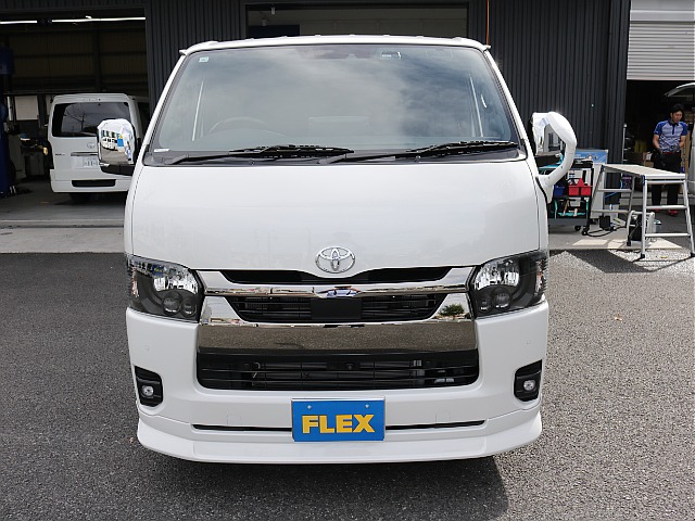 シンプルなフロントマスクになります！！