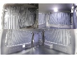 オリジナル遮光カーテンリア５面、センターカーテンも装着済み！！