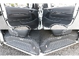 ハイエース西東京店に展示中です！！
