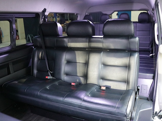 人気のＶｅｒ２シートアレンジ施工車両入庫！！