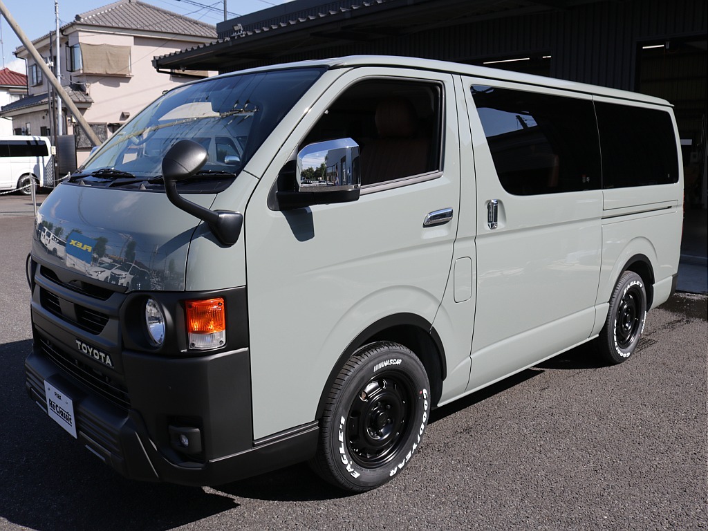 人気のアースカラーパッケージ２０００ガソリン車になります！！