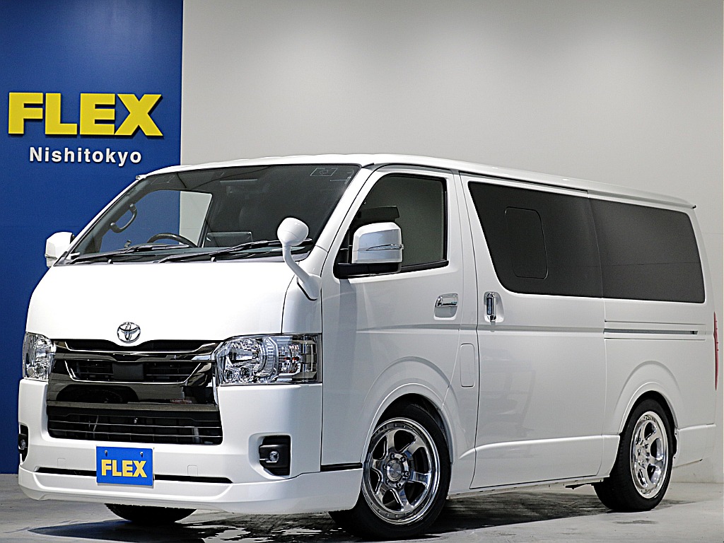 令和４年式ダークプライムⅡ２０００ガソリンＥＳＳＥＸコンプリート車両入庫！ＥＳＳＥＸフロントスポイラーＥＳＳＥＸ１８インチアルミＥＳＳＥＸオーバーフェンダーオリジナルＬＥＤテールアルパインナビ装備！！
