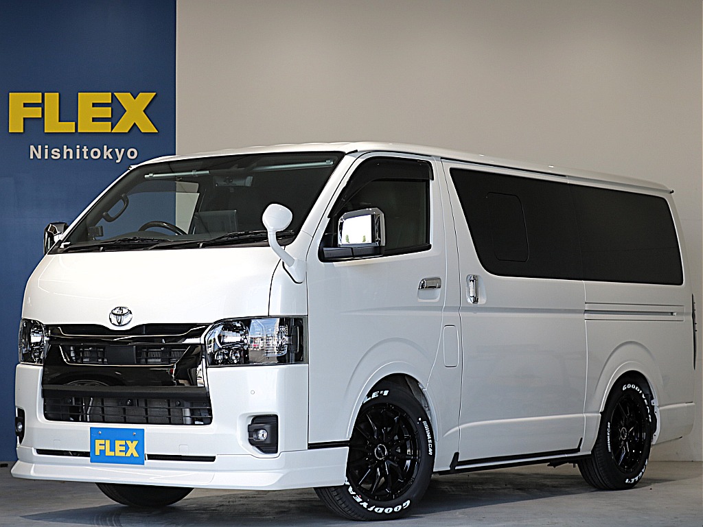 令和５年式ハイエースＶダークプライムⅡ２０００ガソリン２ＷＤカスタム車両入庫！オリジナルスポイラー２インチローダウンオリジナル１７インチアルミオリジナルベットＫＩＴアルパインディスプレイオーディオ装備