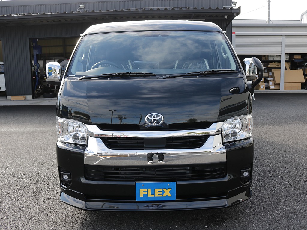 シンプルなフロントマスクになります！！