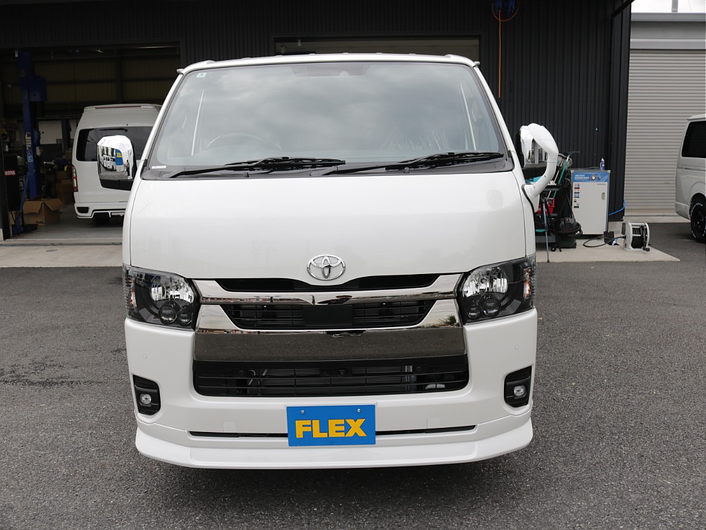 シンプルなフロントマスクになります！！