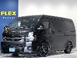 令和4年式ハイエースVダークプライムⅡ2800ディーゼル2WDカスタム車両入庫!オリジナルフロントバンパーオリジナル18インチアルミオリジナルオーバーフェンダーオリジナルLEDテールライトベットKIT