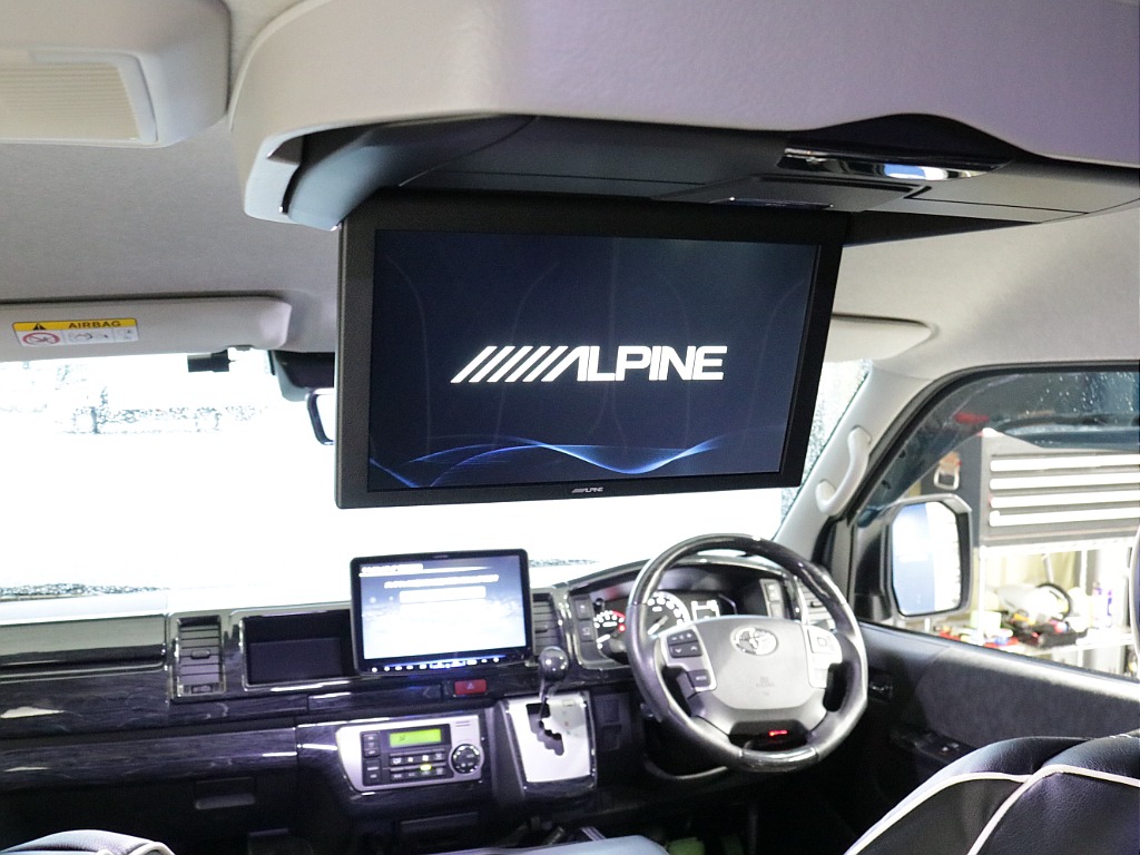 大画面アルパインＢＩＧ－Ｘ１１インチナビ１２．８フリップダウンモニター装備！！