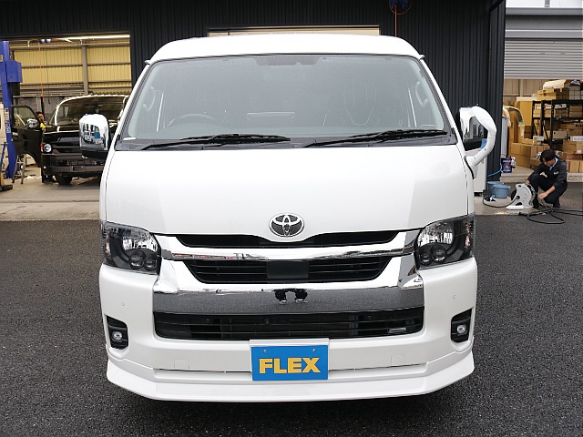 シンプルなフロントマスクになります!!