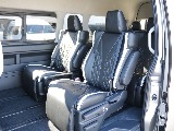 新車ハイエースワゴンファインテックツアラー２７００ガソリン４WDカスタム車両入庫！オリジナルフロントスポイラーオリジナルオーバーフェンダーオリジナルＬＥＤテールライトオリジナル１７インチアルミ装備！！