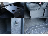 専用テーブルＫＩＴ、リア全面床張り施工済み！！