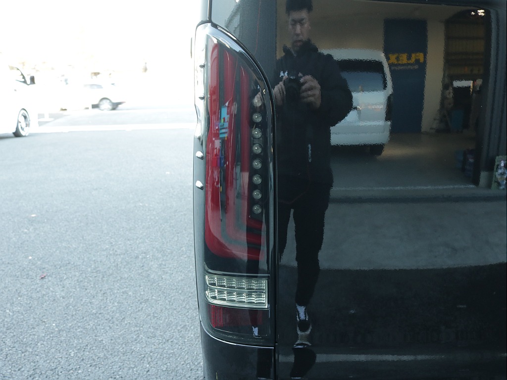 新車ワゴンＧＬ４ＷＤオリジナルＶｅｒ１シートアレンジブラックエディション完成！オリジナルフロントバンパーオリジナルオーバーフェンダーオリジナルＬＥＤテールオリジナル１６インチアルミアルパインナビ装備！