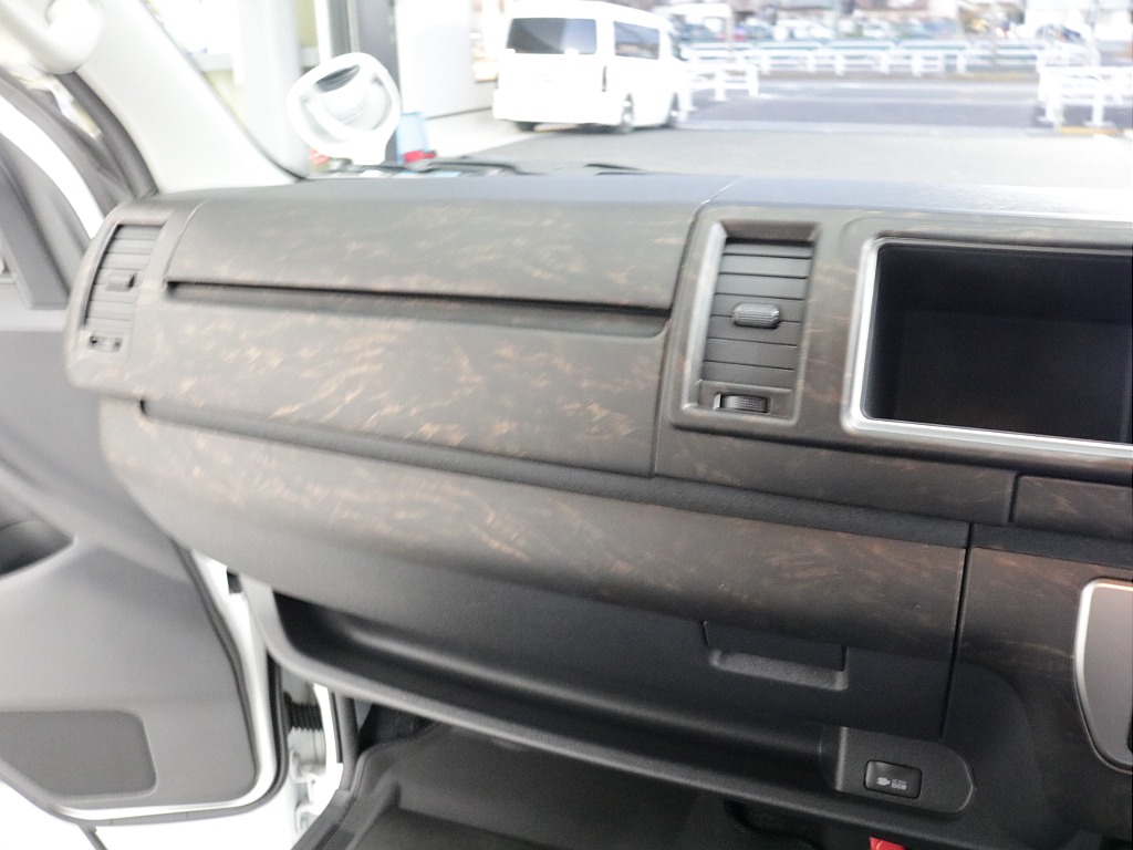 令和６年式ワゴンＧＬＶｅｒ１シートアレンジ施工済みオリジナルフロントスポイラーオリジナル１７インチアルミオリジナルＬＥＤテールオリジナルオーバーフェンダーアルパインＢＩＧ－Ｘ１１インチフリップダウン！