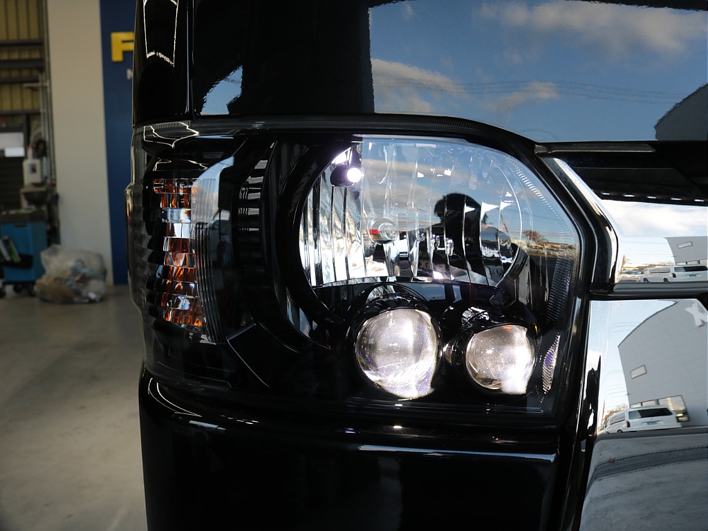 ３１年式ダークプライムⅡ２０００ガソリン２WDカスタム車両入庫！オリジナルフロントスポイラーオリジナル２インチローダウンオリジナルＬＥＤテールライトオリジナルワークタイプベットＫＩＴ新品パーツ装備！！