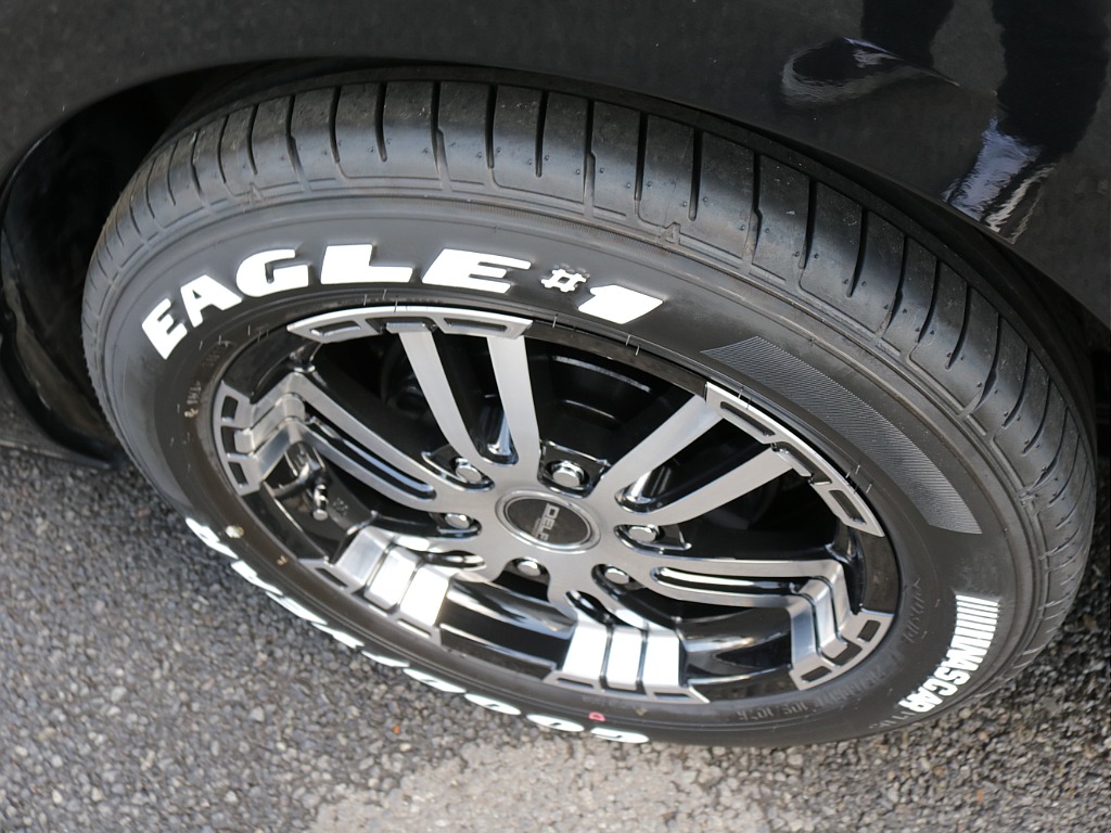 ３１年式ダークプライムⅡ２０００ガソリン２WDカスタム車両入庫！オリジナルフロントスポイラーオリジナル２インチローダウンオリジナルＬＥＤテールライトオリジナルワークタイプベットＫＩＴ新品パーツ装備！！